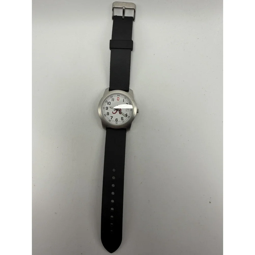 Victorinox Swiss Army 26000CB New Battery Alabama Crimson Tide 38MM 8